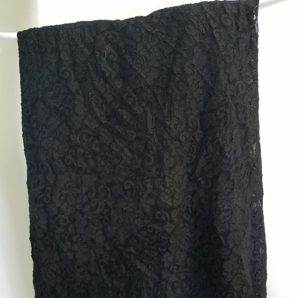 Mid-high waist skirt